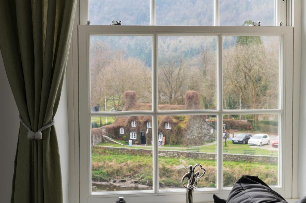 Glan Conwy House One And Two Bedroom Apartments Llanrwst Exteriér fotografie